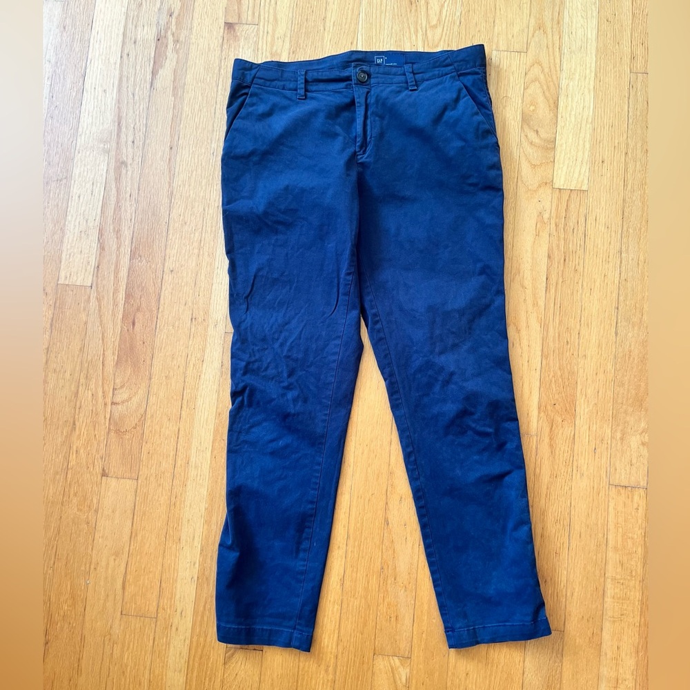 Gap women’s soft navy twill pant, ankle length, size 8